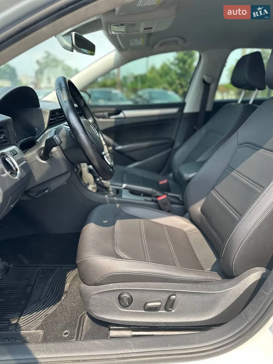 2019 Volkswagen Passat - мініатюра 10