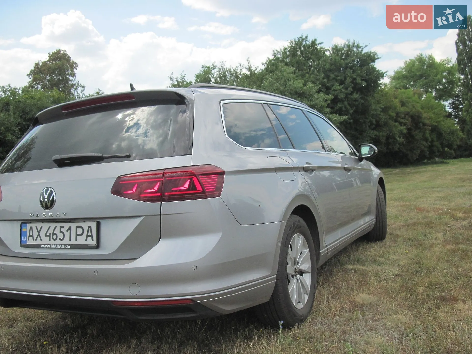 Volkswagen Passat 2022 VIN WVWZZZ3CZNE077755 фото оголошення 5 з 20