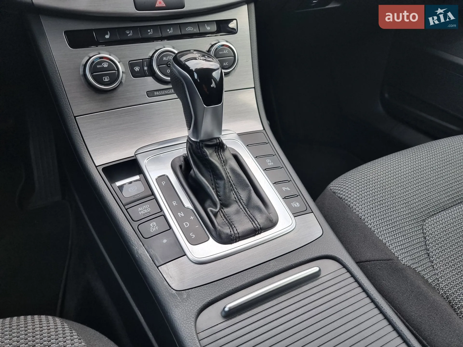 2013 Volkswagen Passat - мініатюра 42