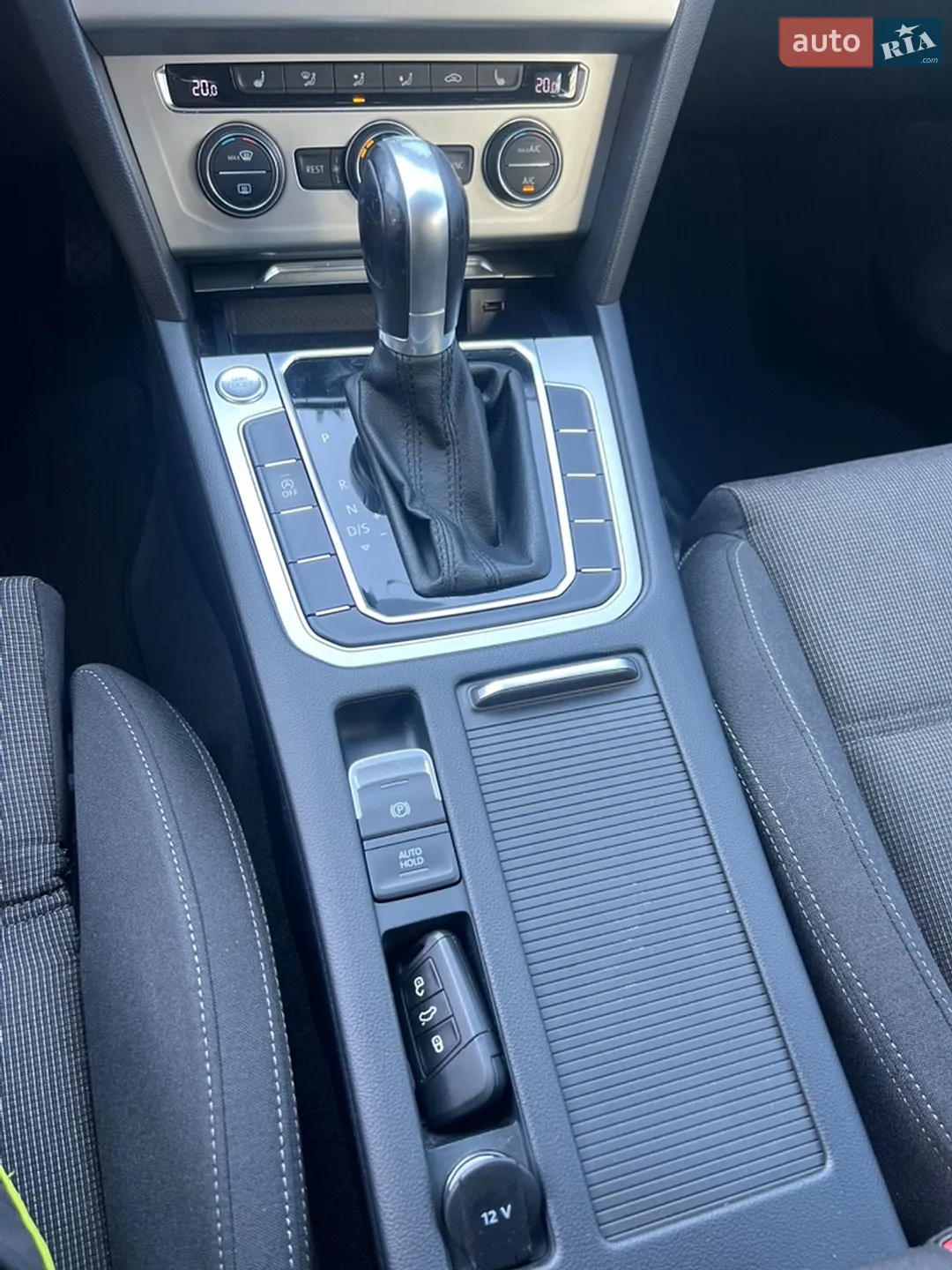 2017 Volkswagen Passat - мініатюра 20