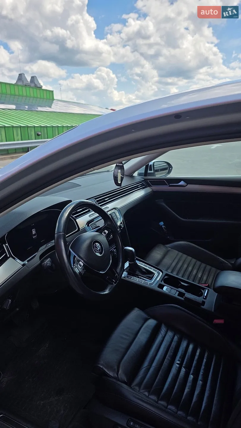 2017 Volkswagen Passat - мініатюра 11