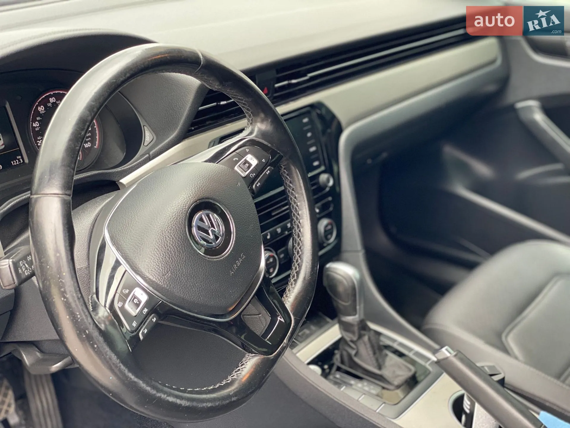 2020 Volkswagen Passat - мініатюра 32