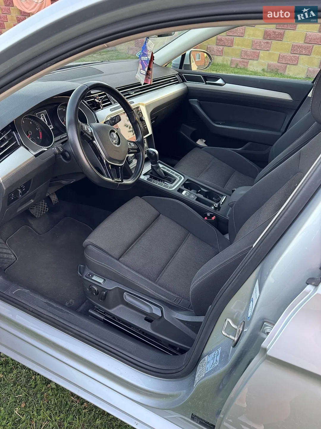 2019 Volkswagen Passat - мініатюра 9