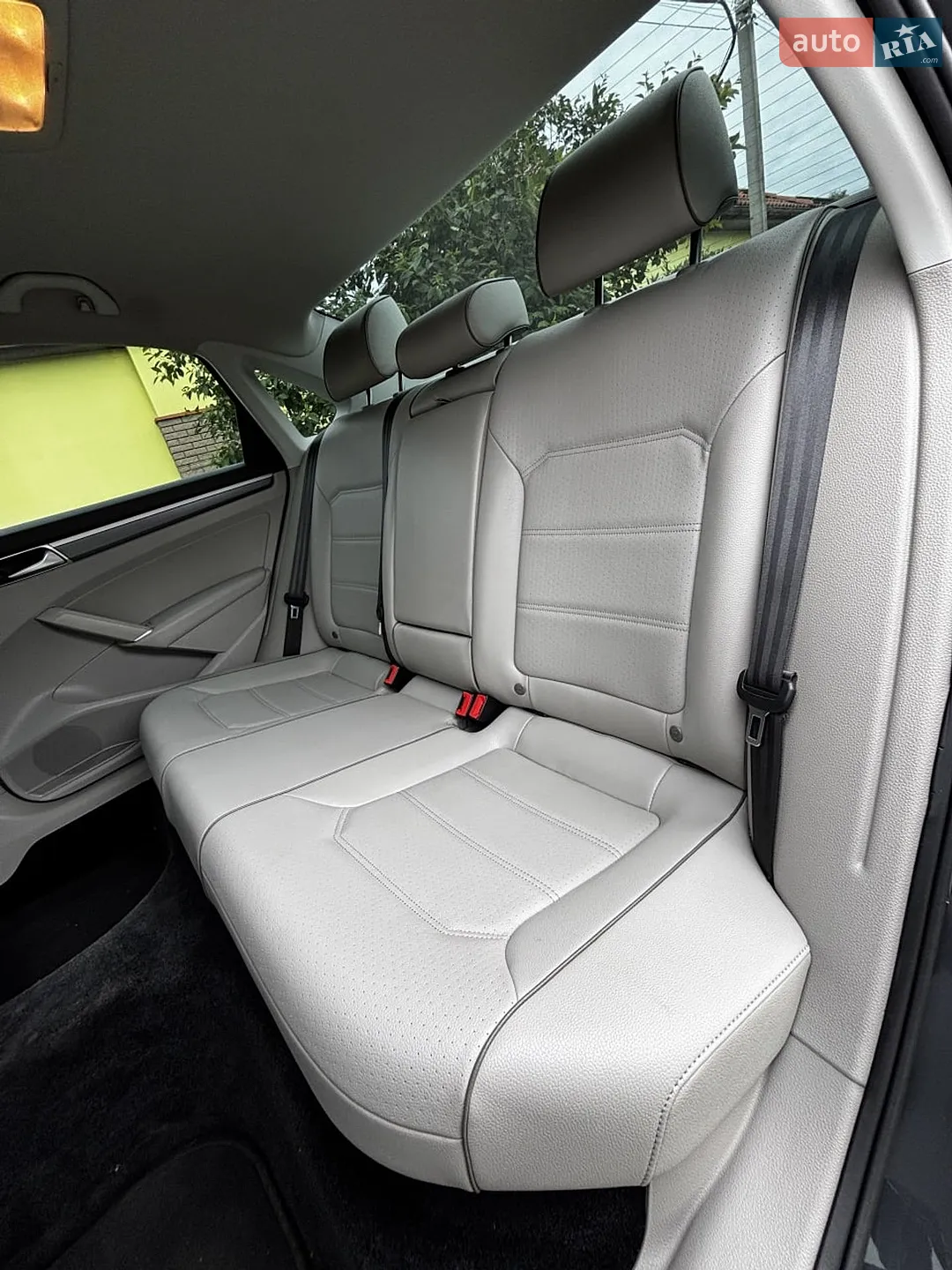 2016 Volkswagen Passat - мініатюра 17