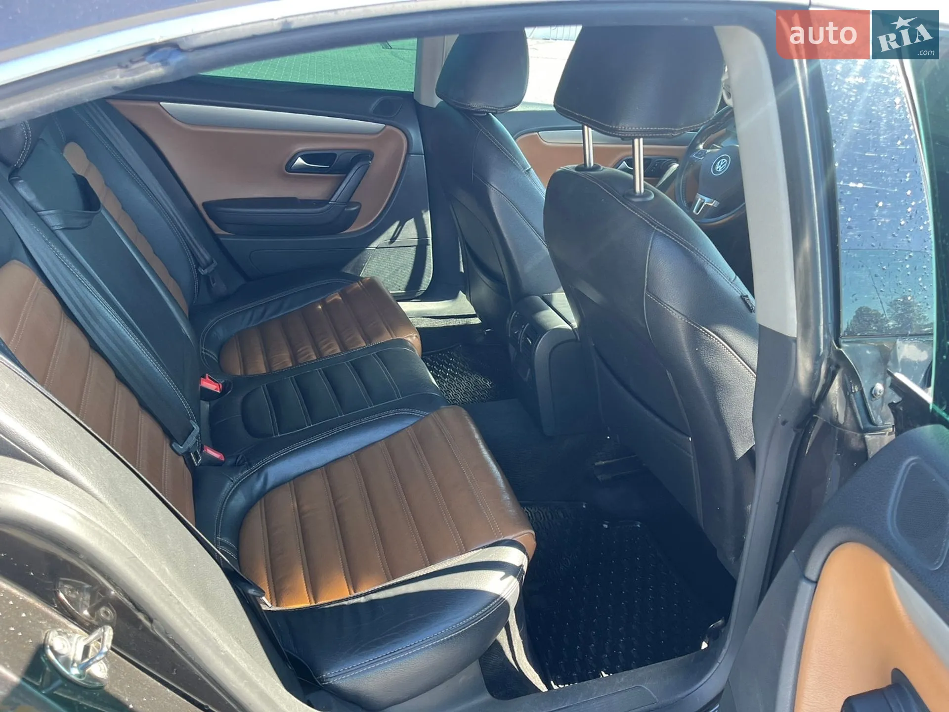2010 Volkswagen Passat - мініатюра 12