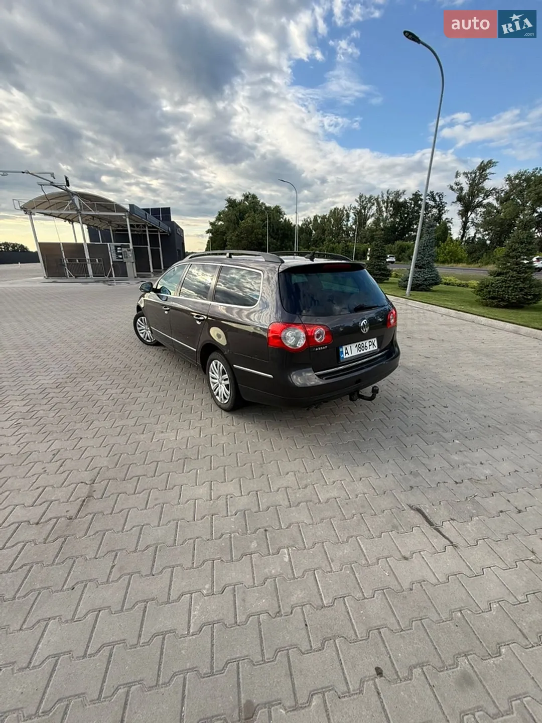 2010 Volkswagen Passat - мініатюра 3