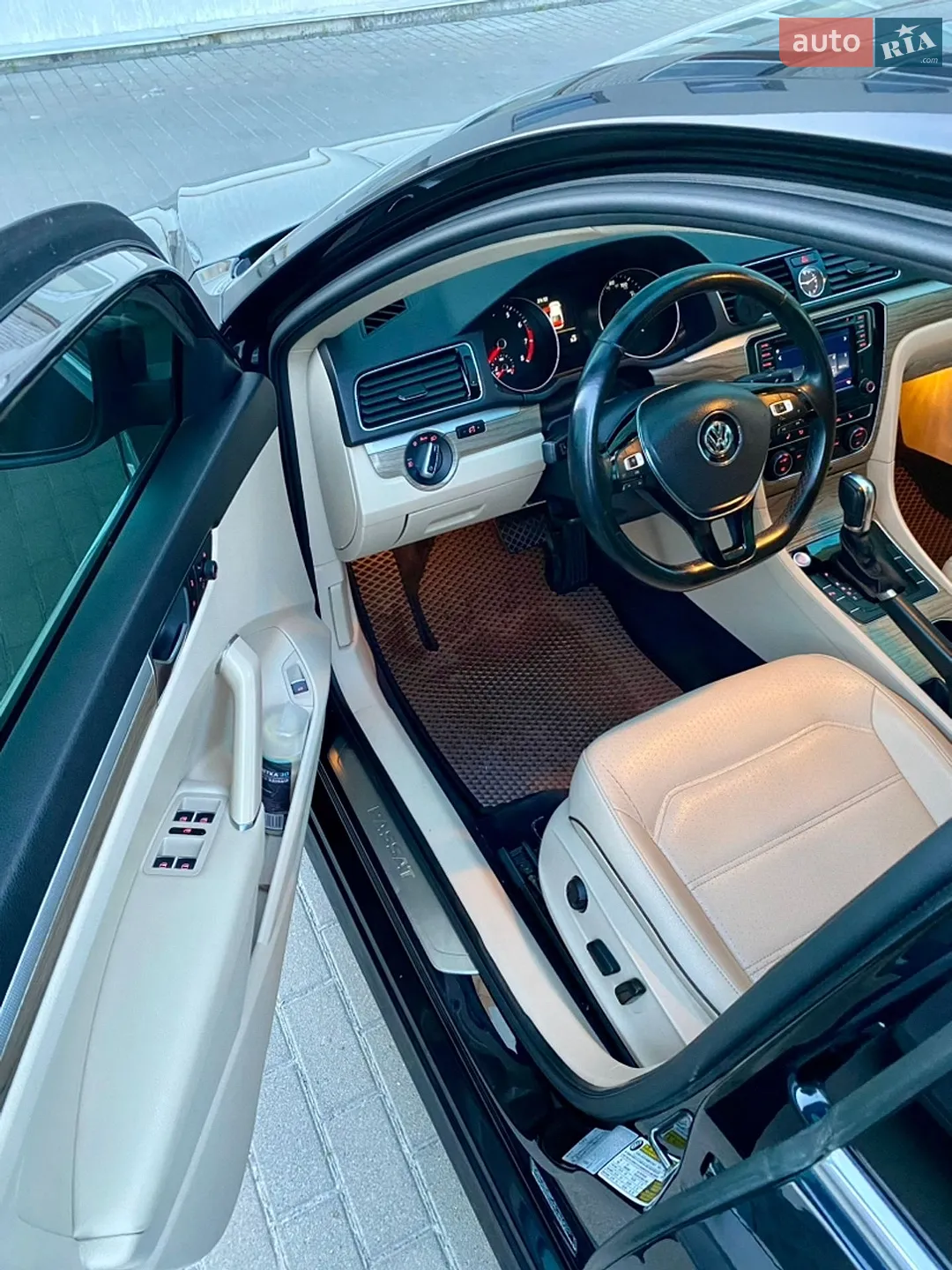 2017 Volkswagen Passat - мініатюра 14