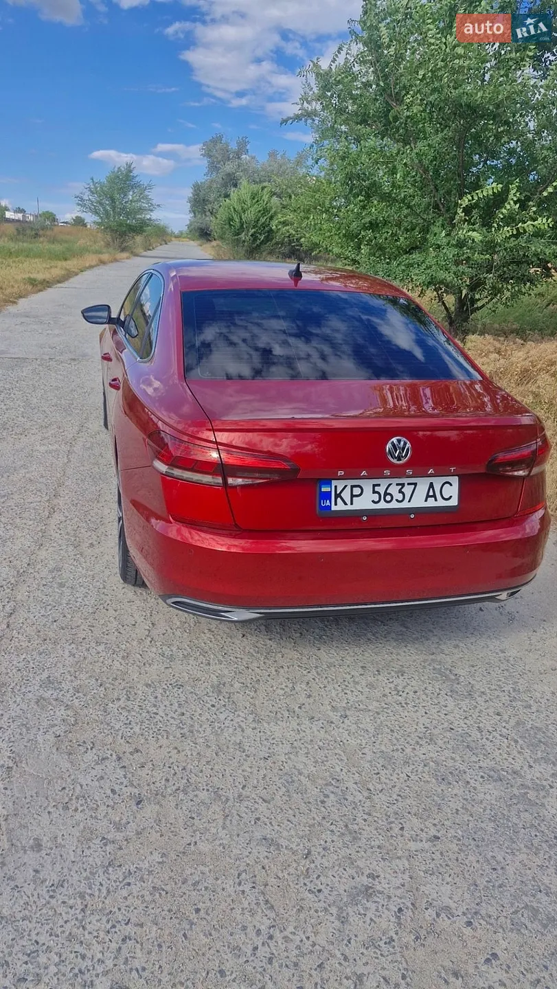 2019 Volkswagen Passat - мініатюра 3