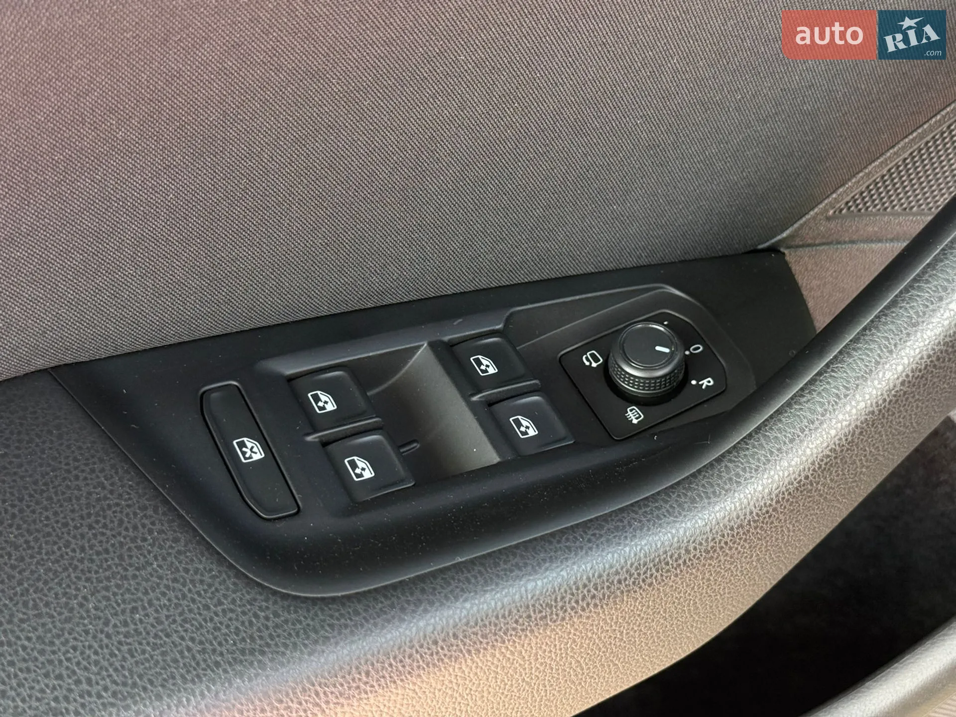 2019 Volkswagen Passat - мініатюра 23