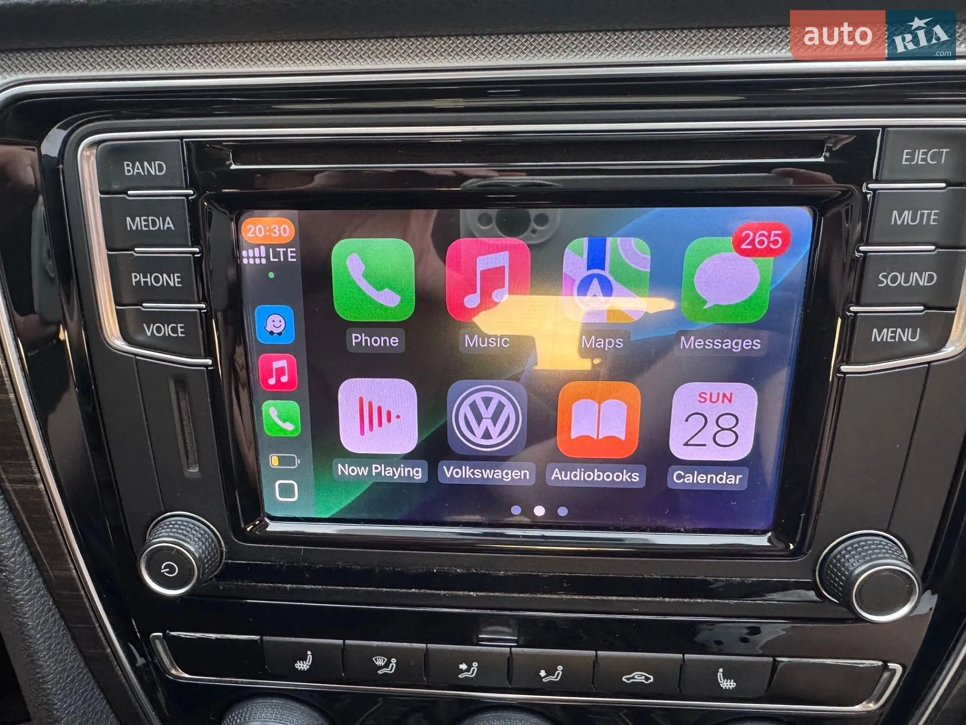 2016 Volkswagen Passat - мініатюра 10