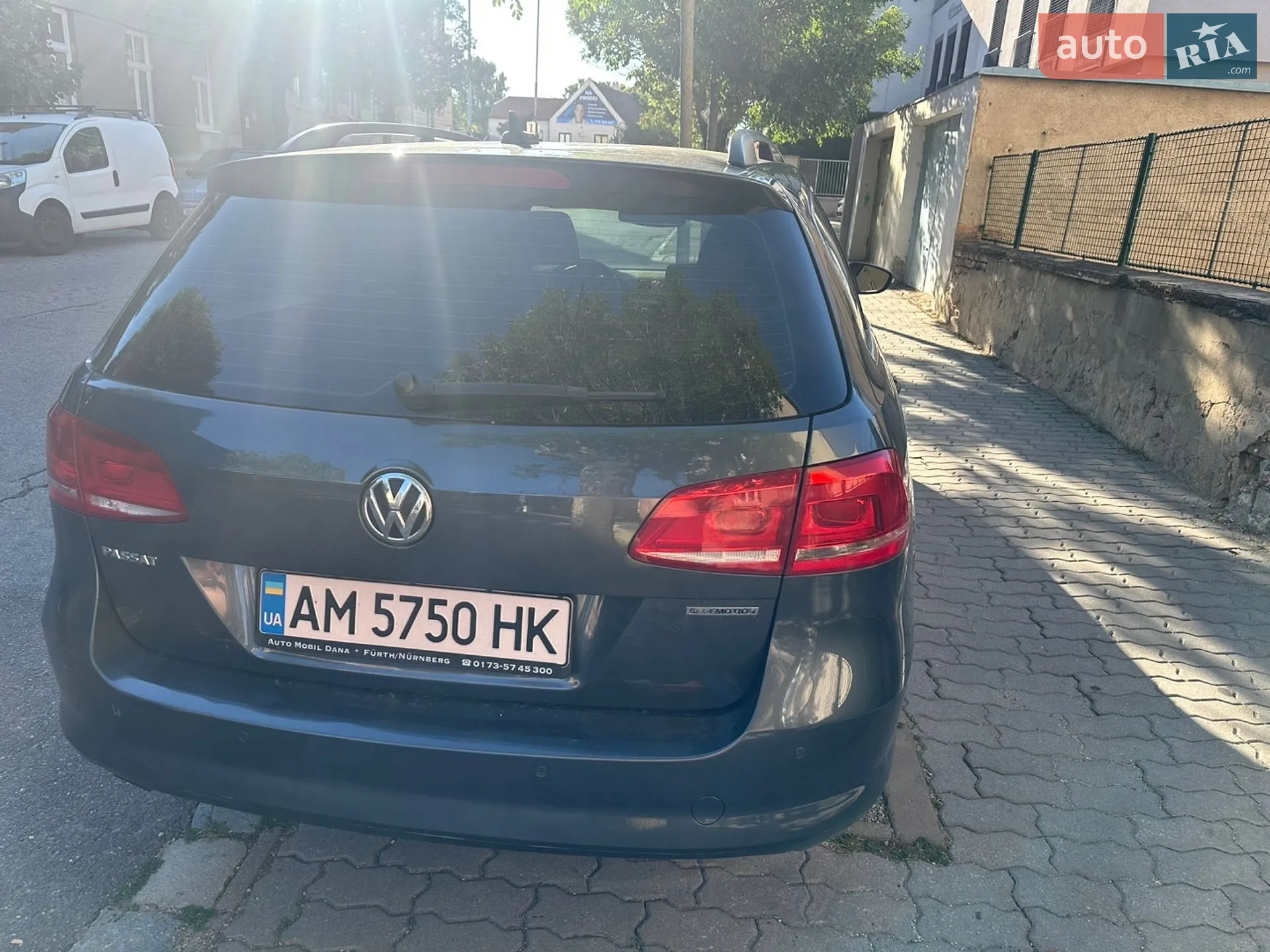2012 Volkswagen Passat - мініатюра 2