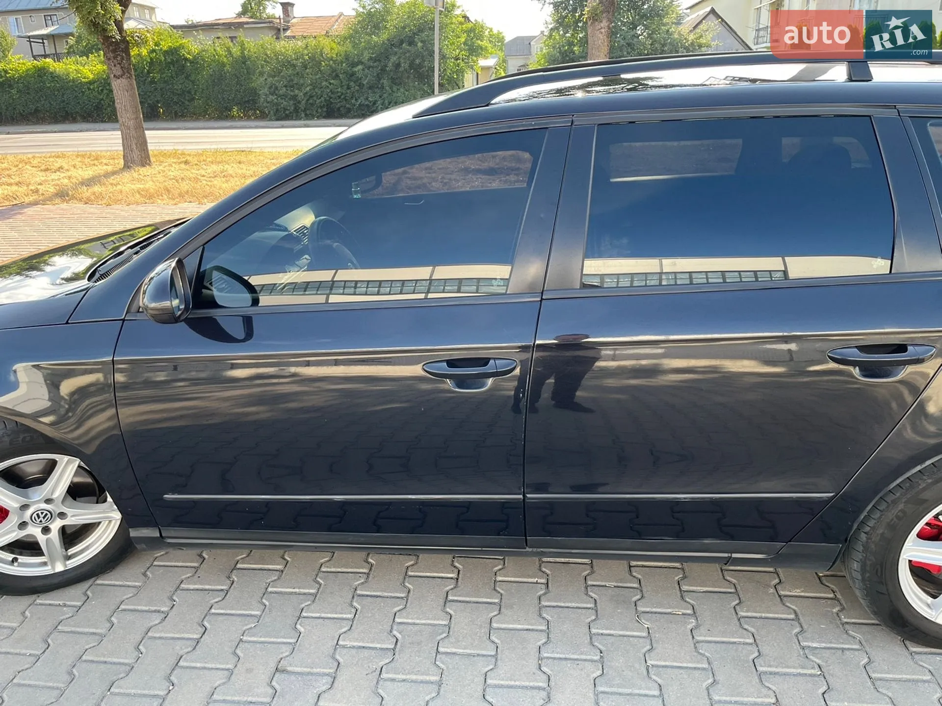 2010 Volkswagen Passat - мініатюра 3