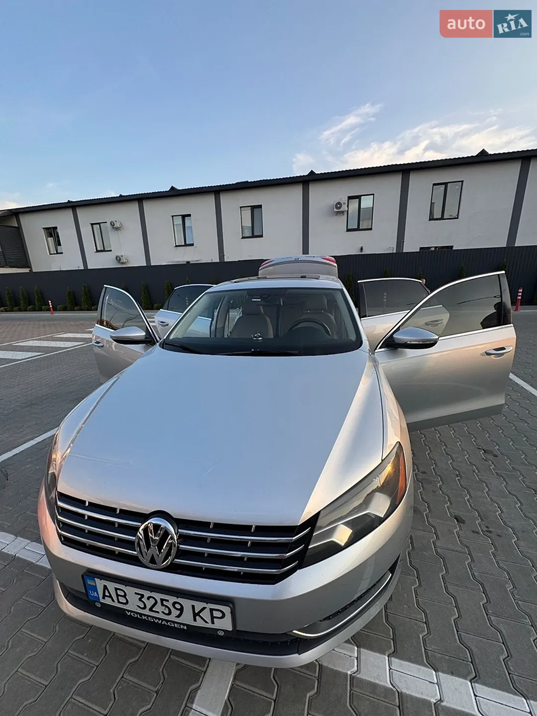 2012 Volkswagen Passat - фото 1