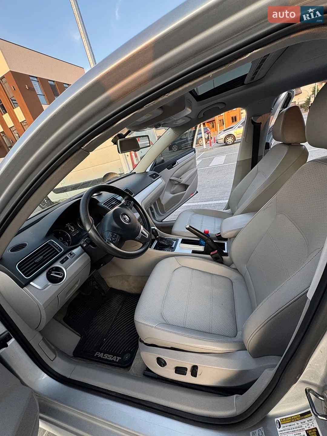 2012 Volkswagen Passat - мініатюра 12