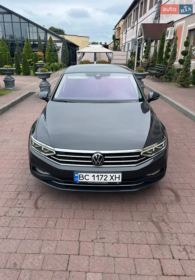 Volkswagen Passat 2022 photo 4