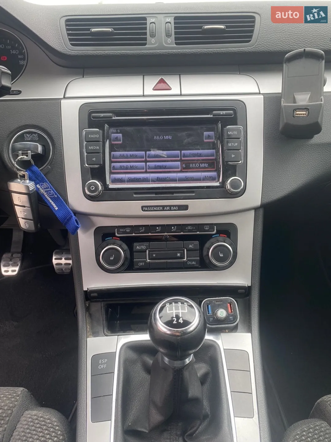 2010 Volkswagen Passat - мініатюра 10
