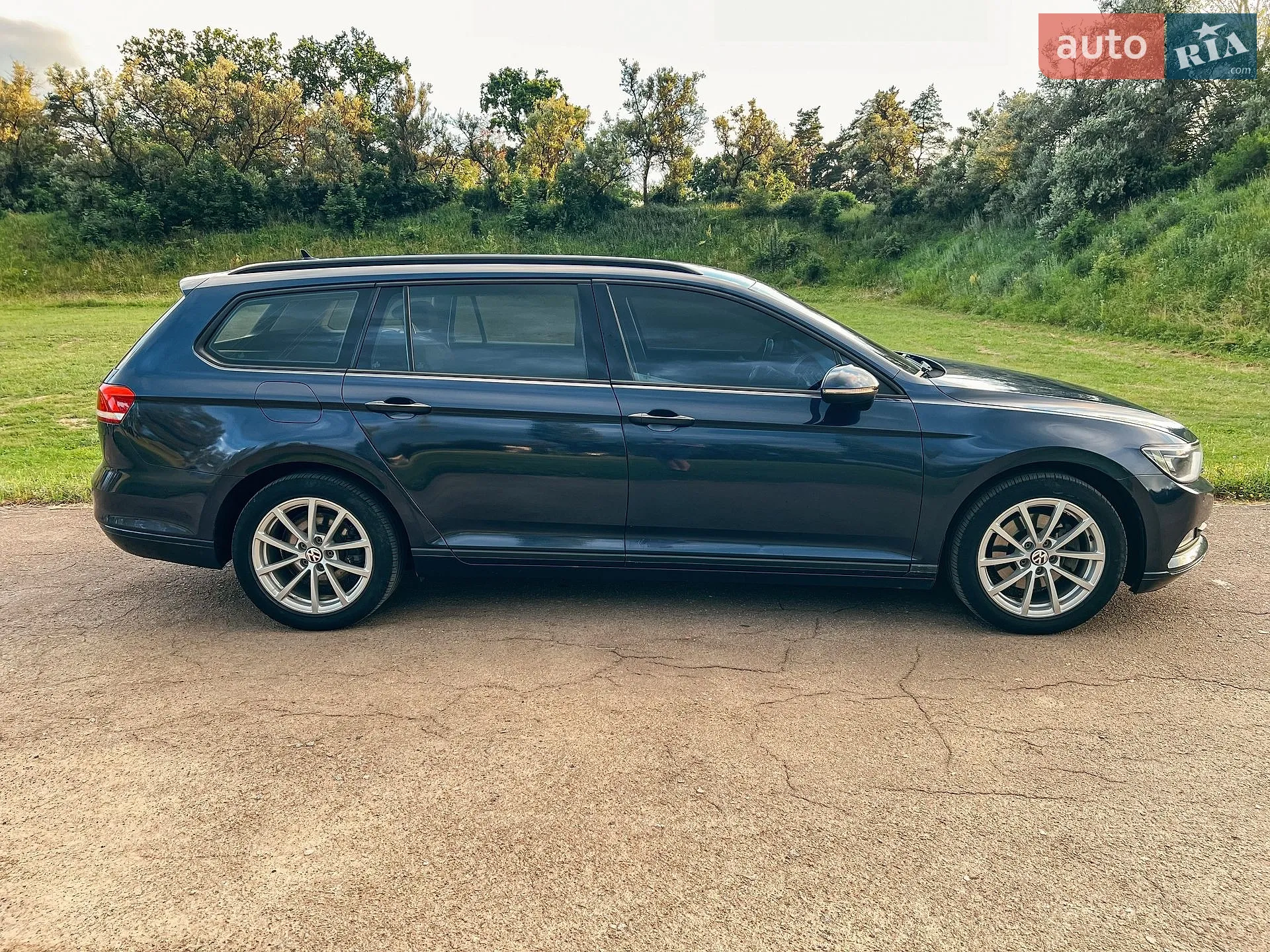 2015 Volkswagen Passat - мініатюра 3
