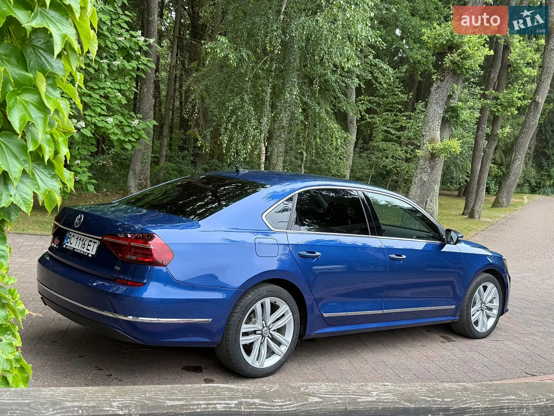 2017 Volkswagen Passat - мініатюра 3
