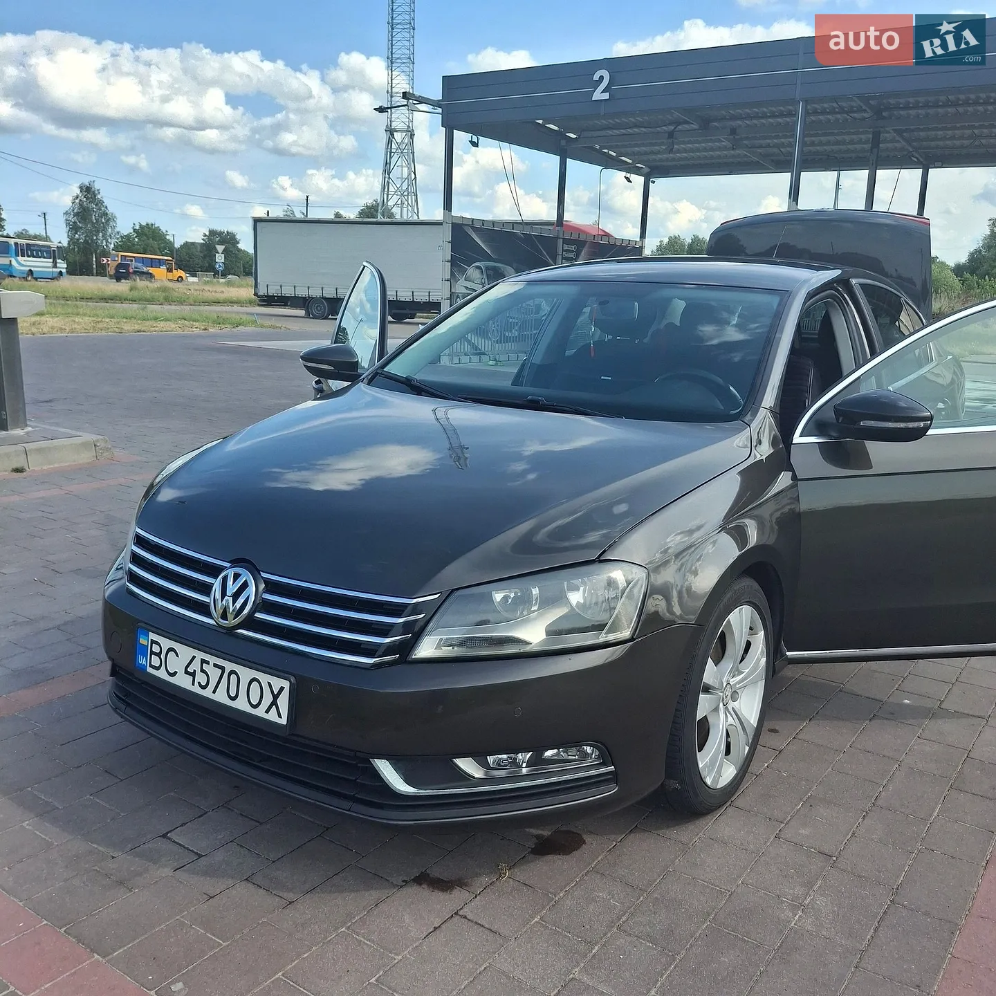 2014 Volkswagen Passat - мініатюра 5