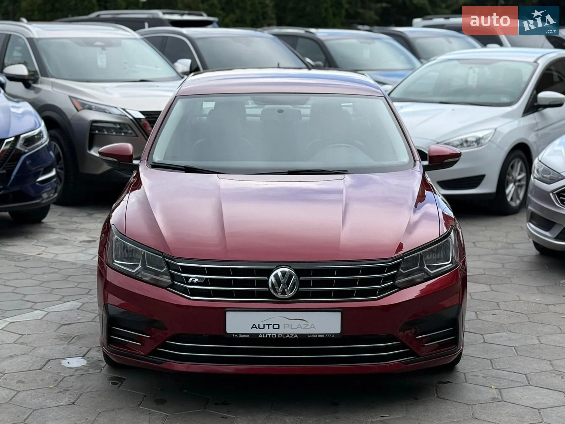 2017 Volkswagen Passat - мініатюра 2