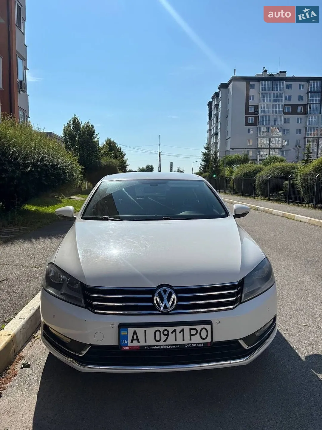 2013 Volkswagen Passat - мініатюра 2