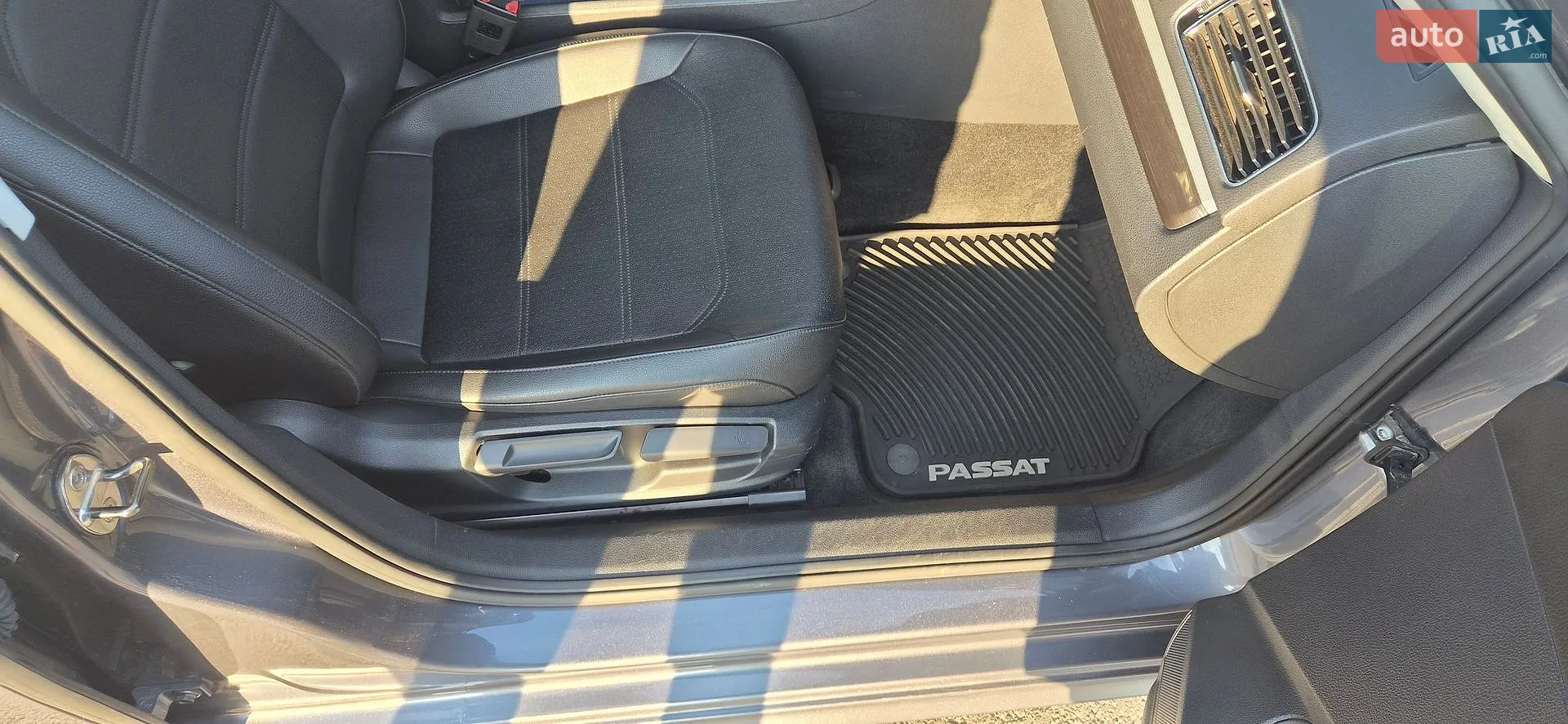 2017 Volkswagen Passat - мініатюра 26