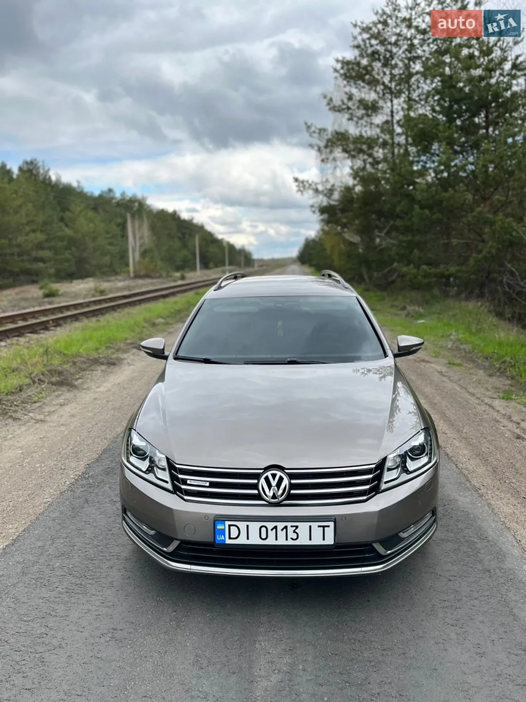 2011 Volkswagen Passat - фото 1