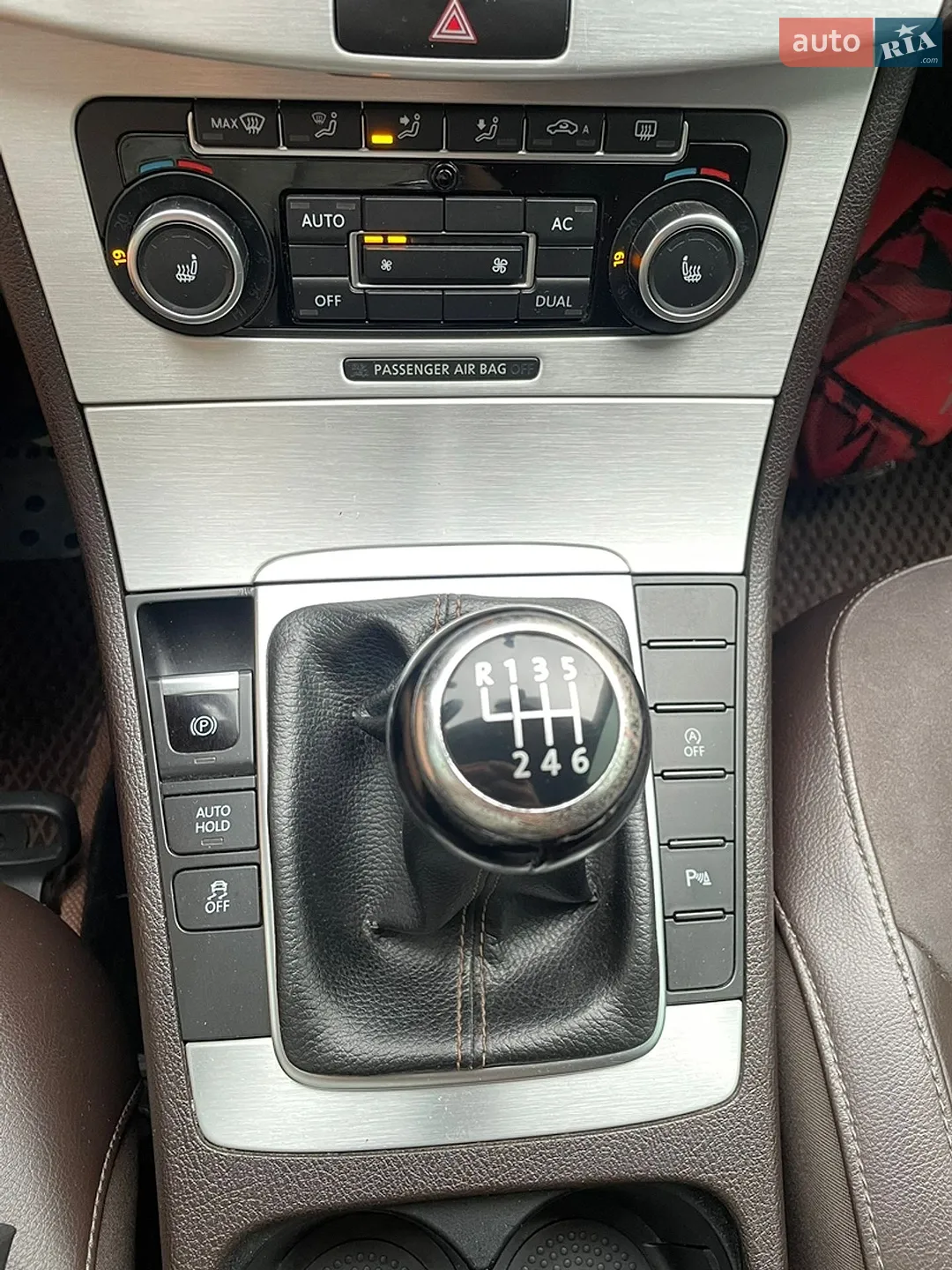 2011 Volkswagen Passat - мініатюра 40