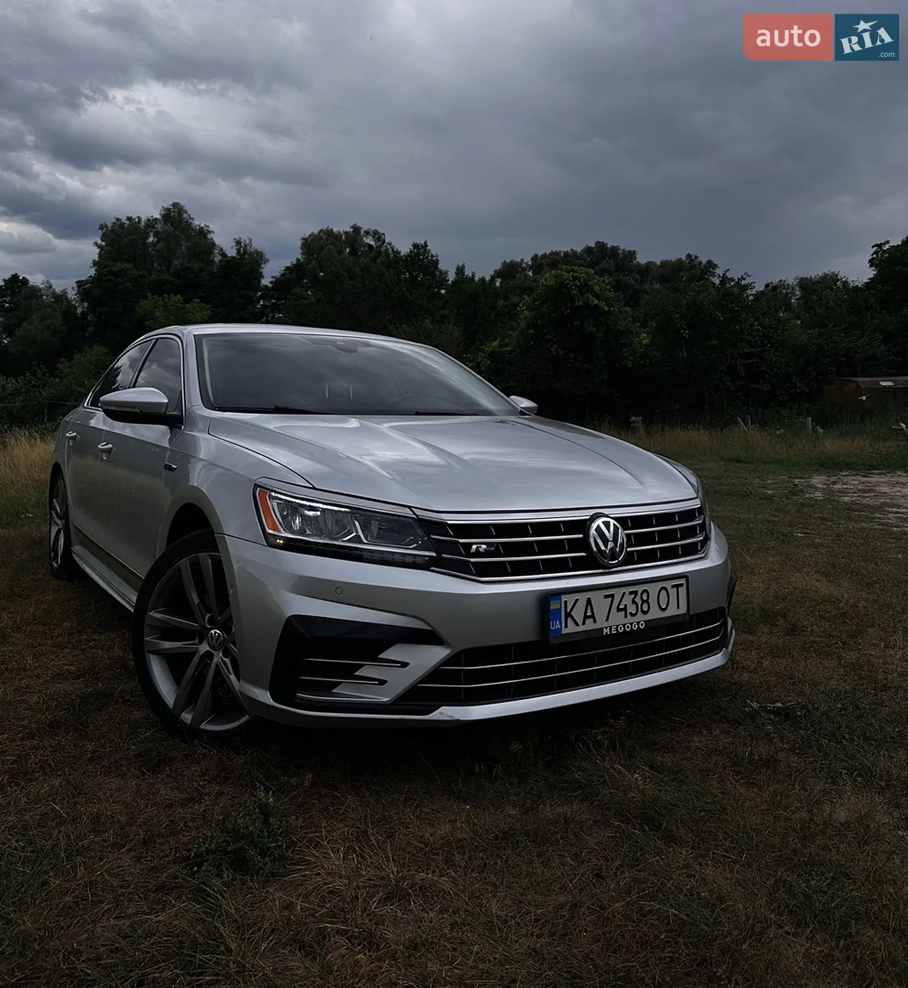 2017 Volkswagen Passat - мініатюра 2