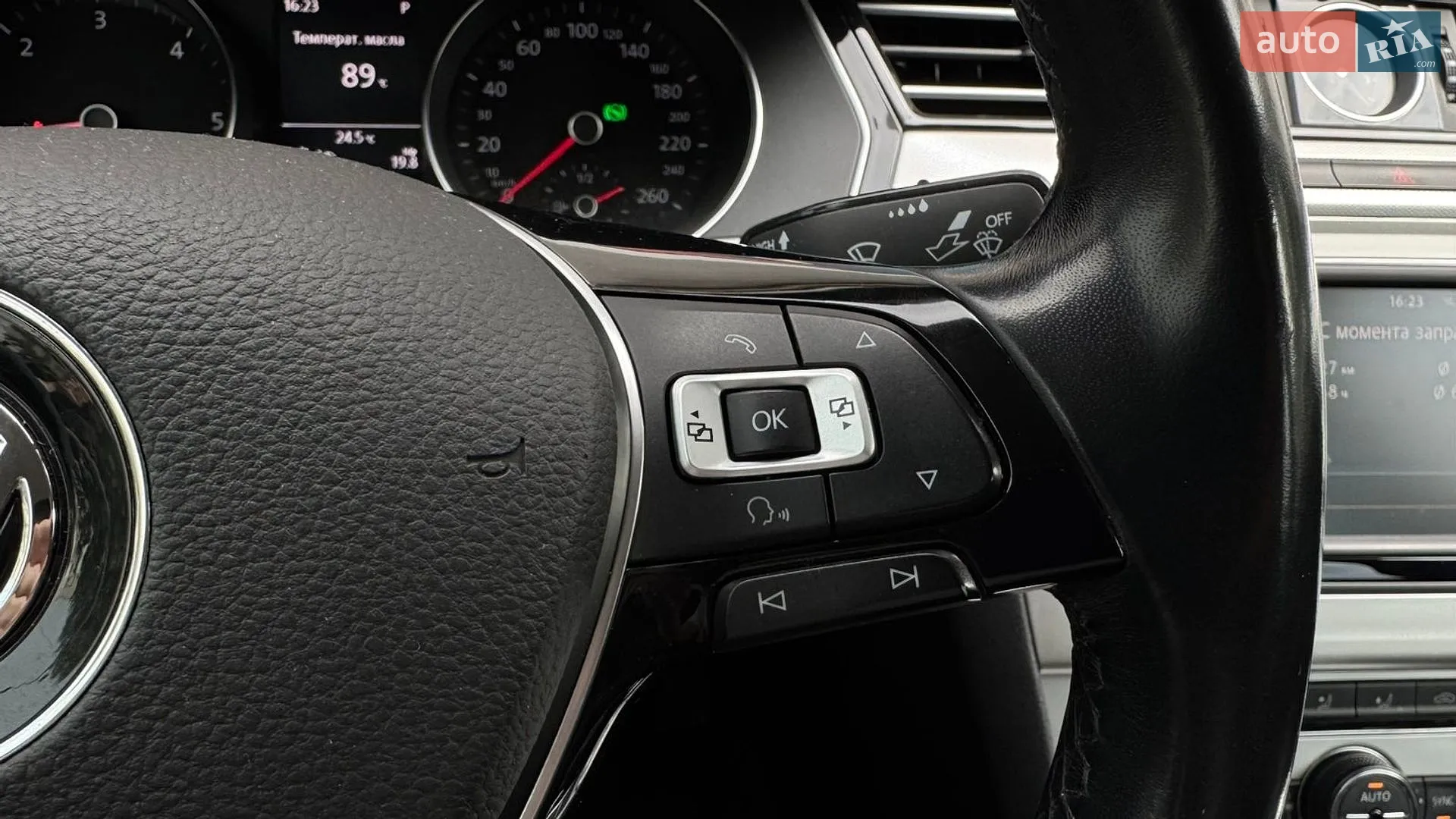 2016 Volkswagen Passat - мініатюра 17