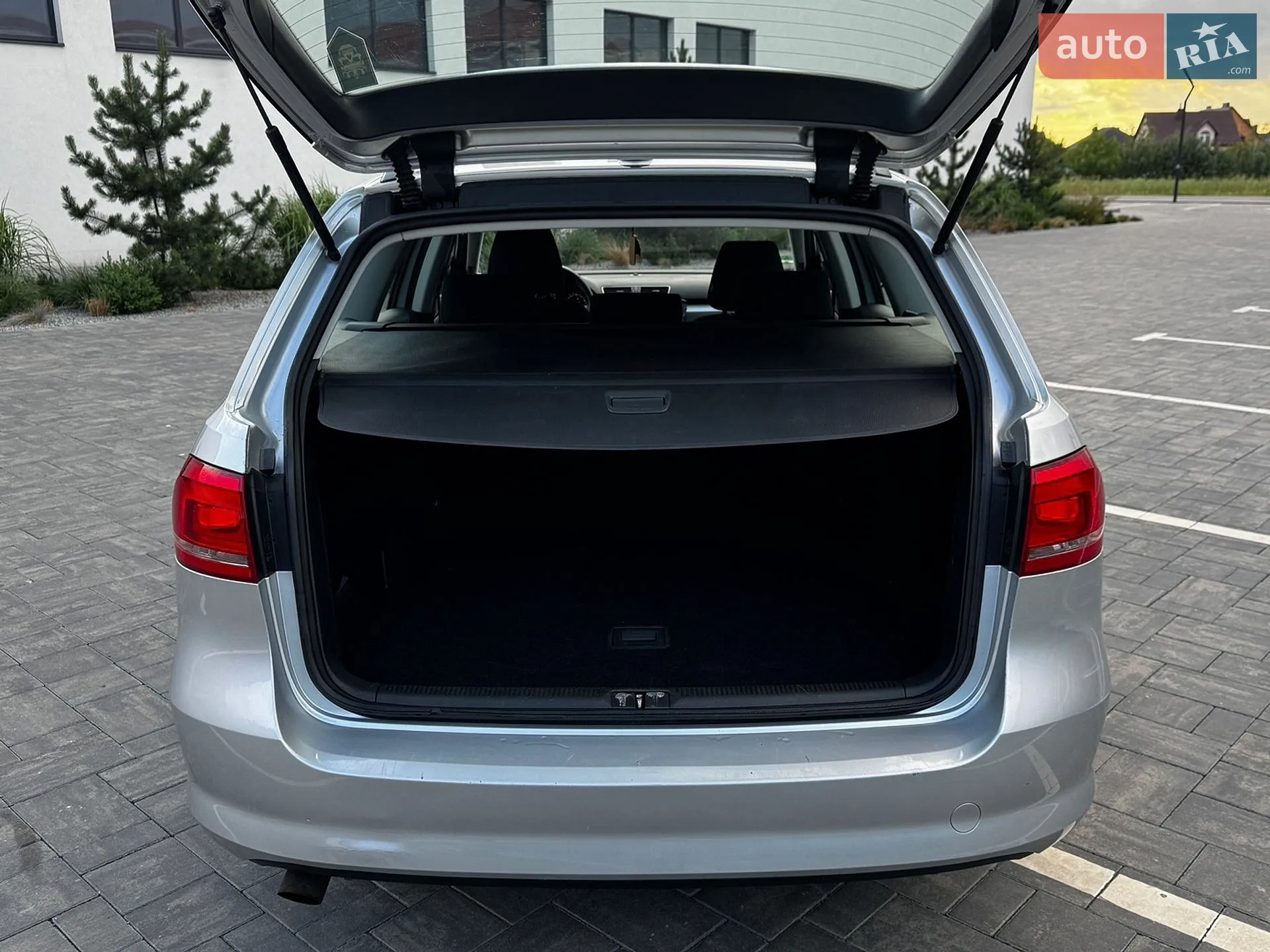 2011 Volkswagen Passat - мініатюра 15