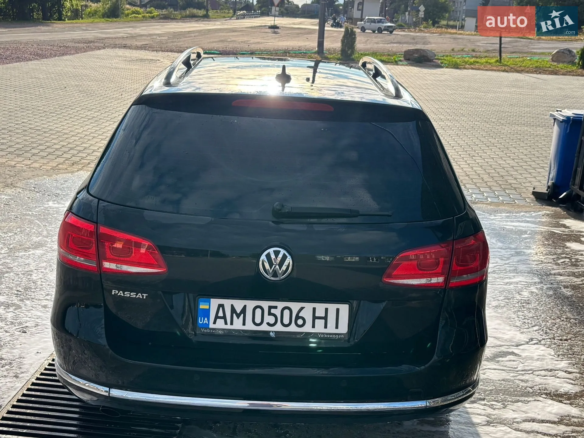 2010 Volkswagen Passat - мініатюра 3