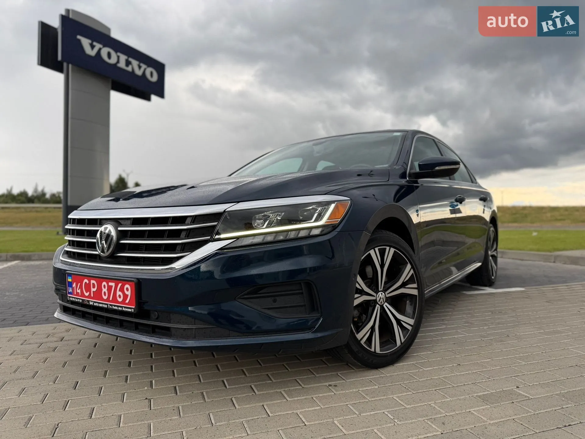 2020 Volkswagen Passat - мініатюра 2