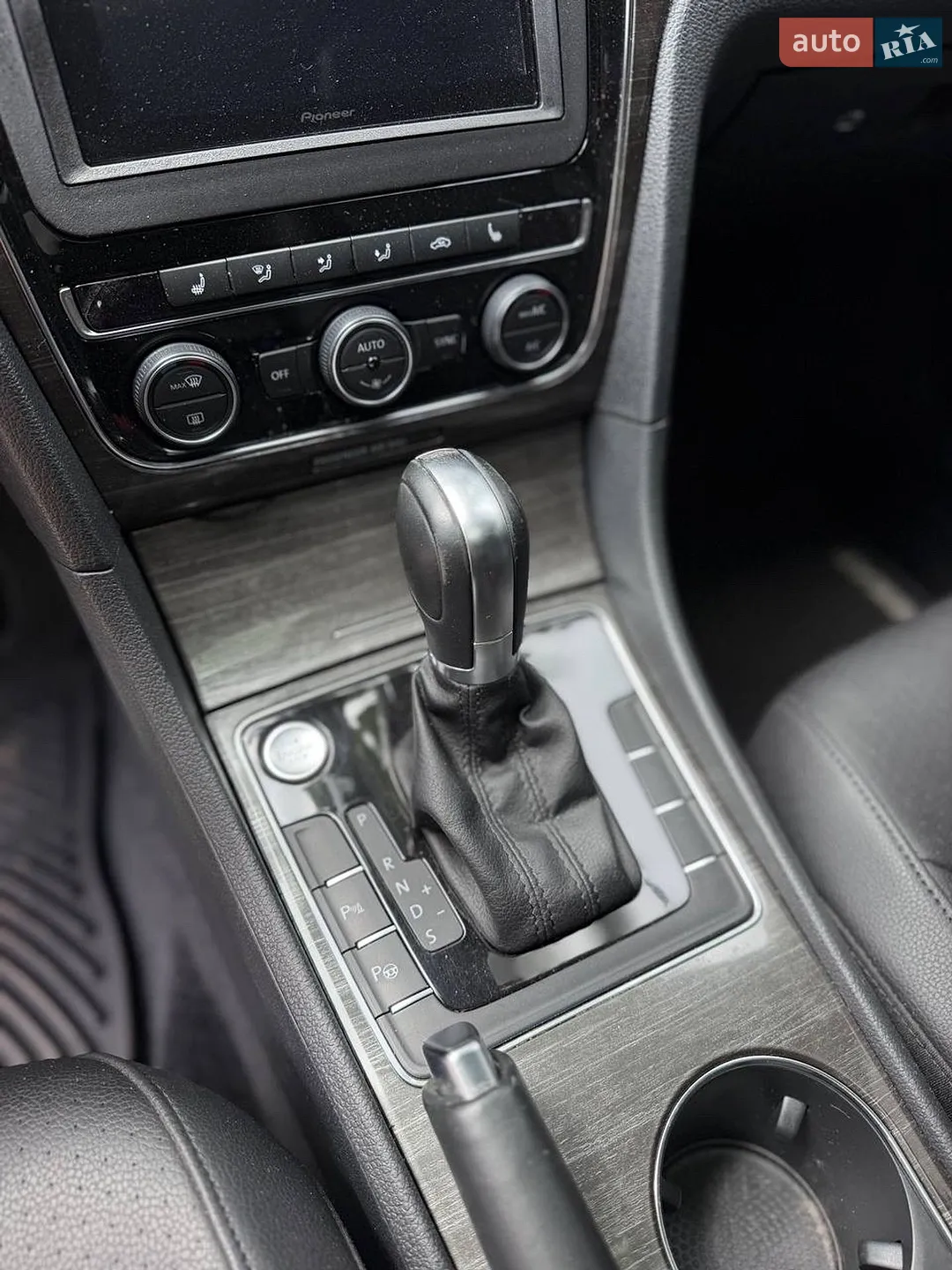 2017 Volkswagen Passat - мініатюра 17