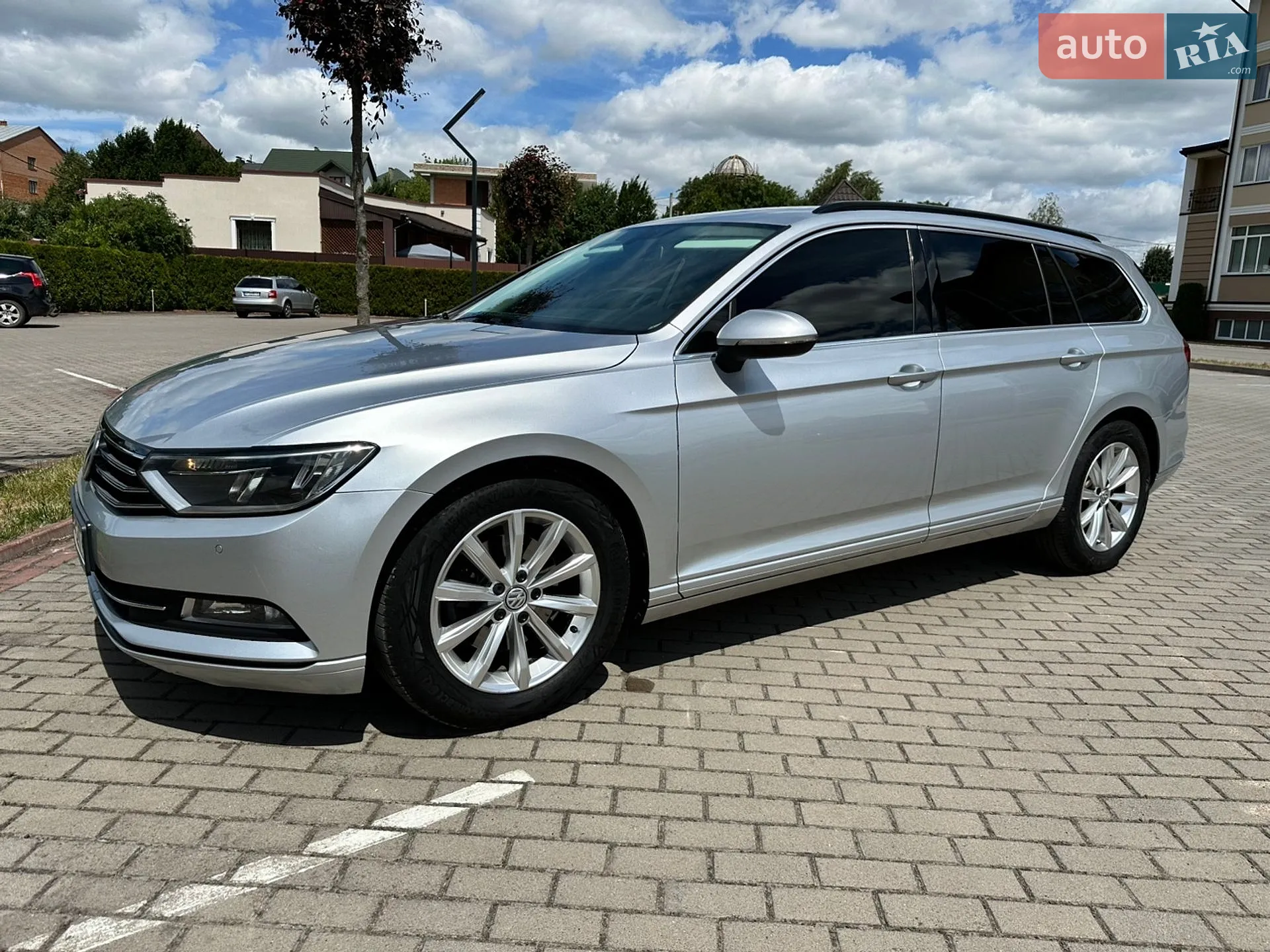 2015 Volkswagen Passat - мініатюра 2