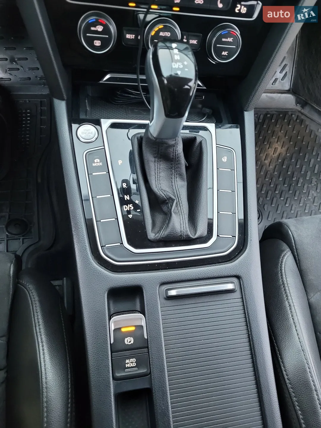 2017 Volkswagen Passat - мініатюра 26