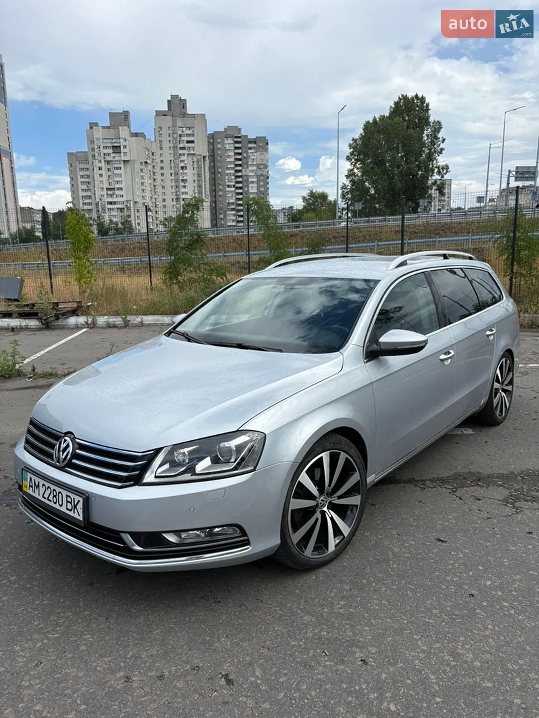 2011 Volkswagen Passat - мініатюра 3