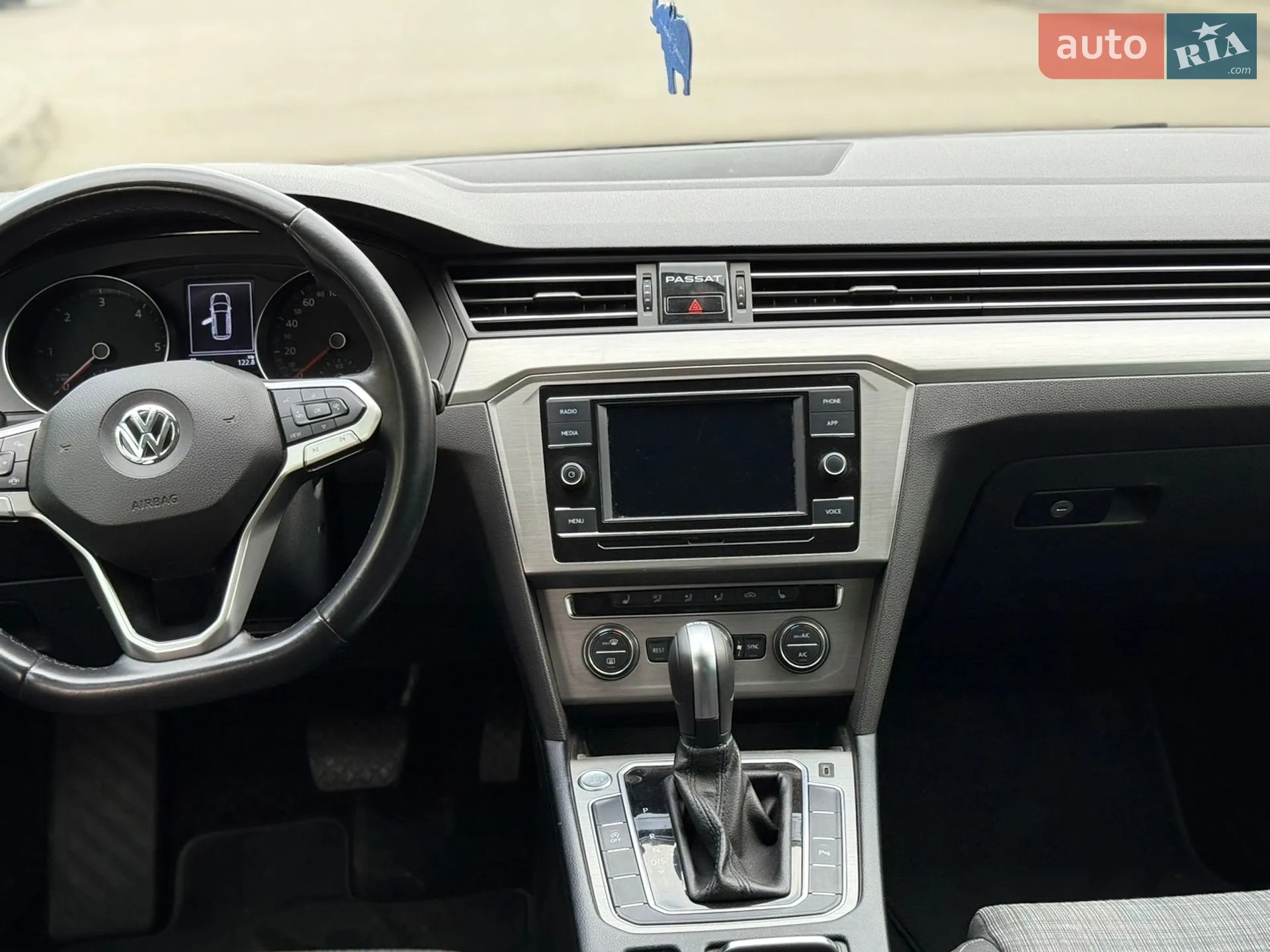2020 Volkswagen Passat - мініатюра 21