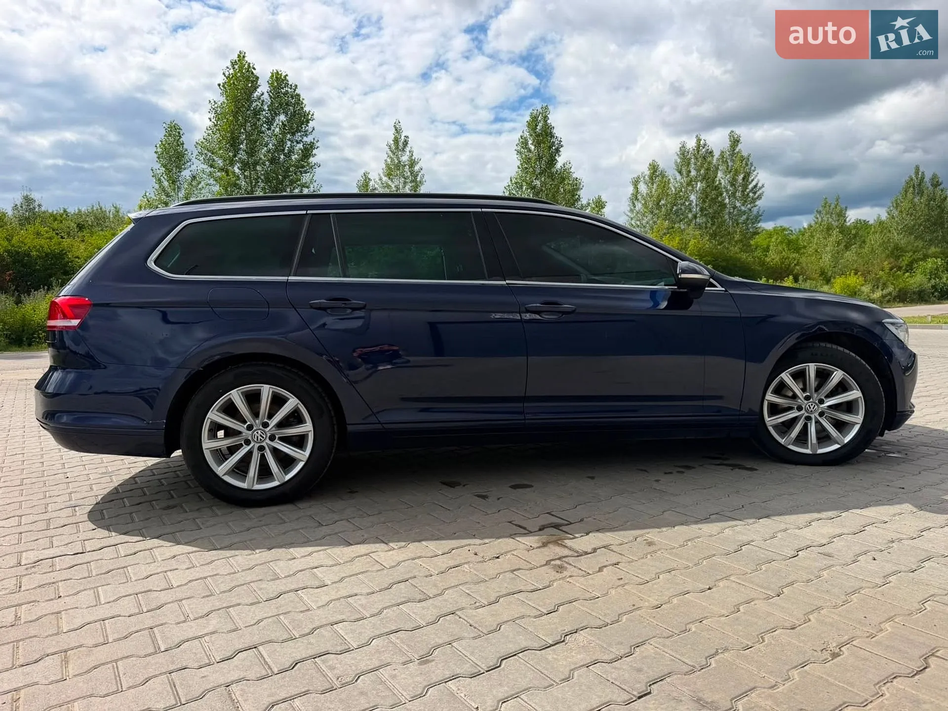 2018 Volkswagen Passat - мініатюра 2