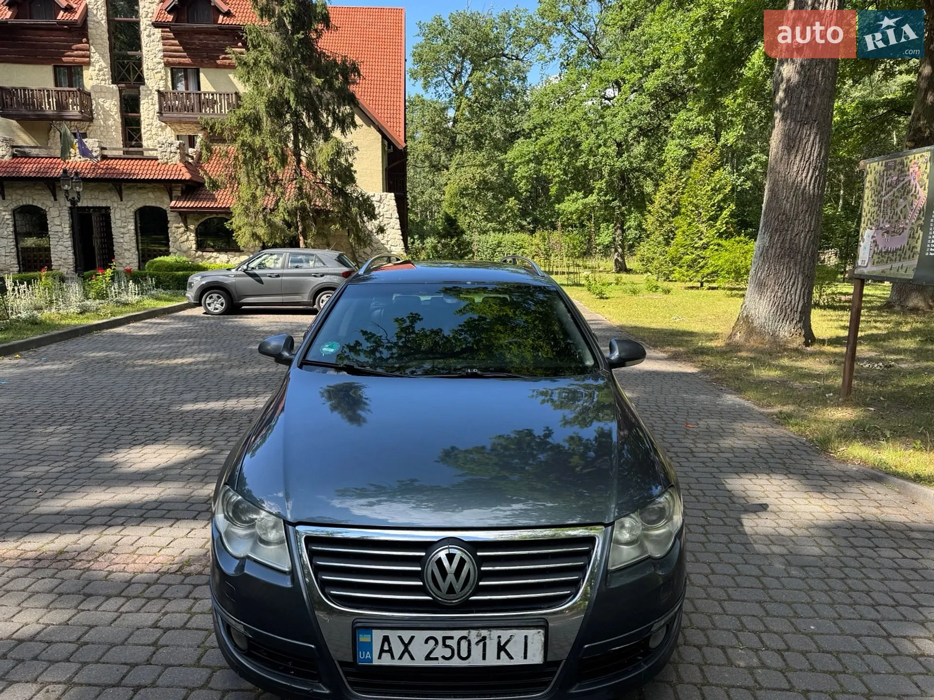 2010 Volkswagen Passat - мініатюра 2