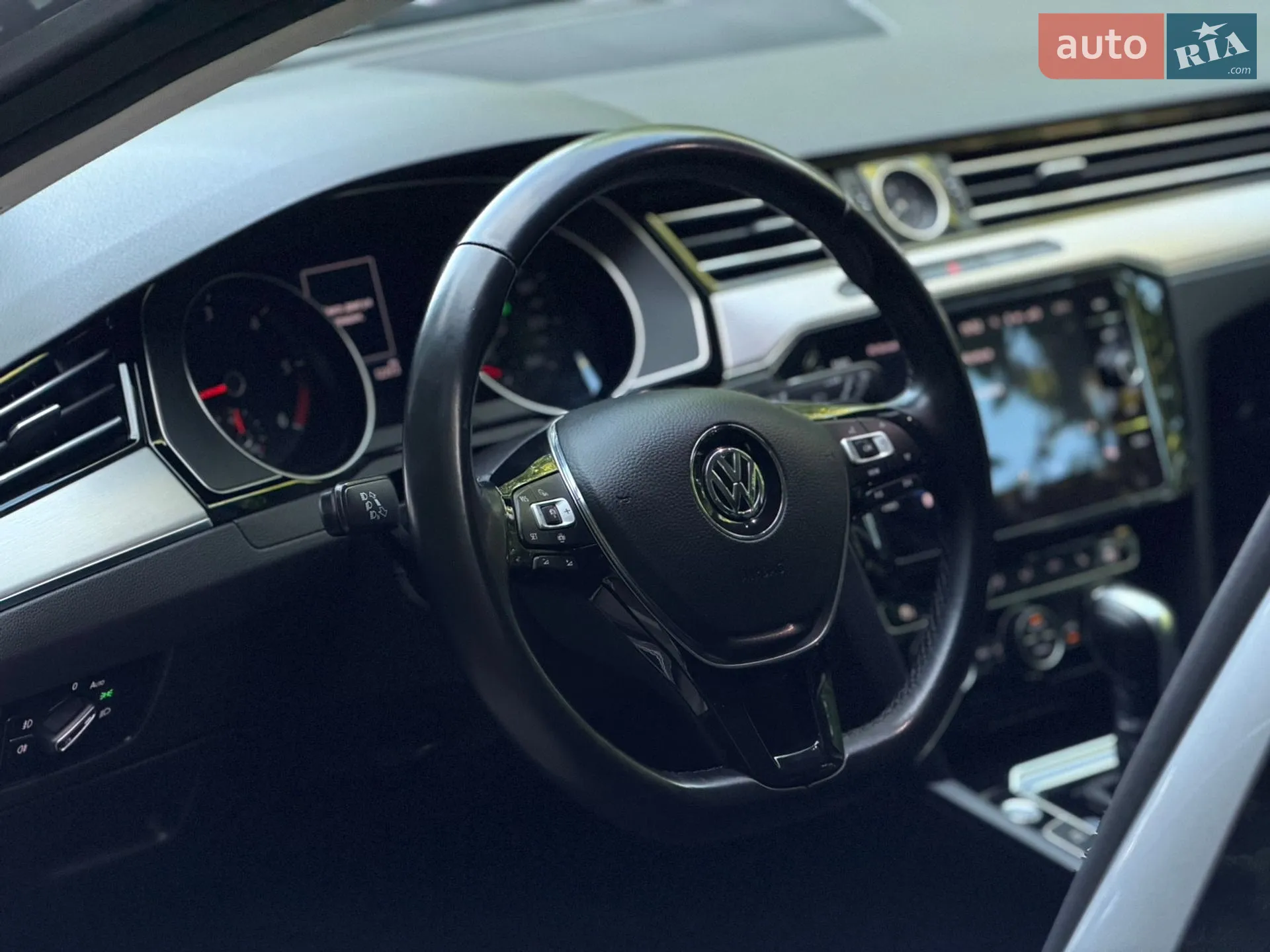 2018 Volkswagen Passat - мініатюра 31