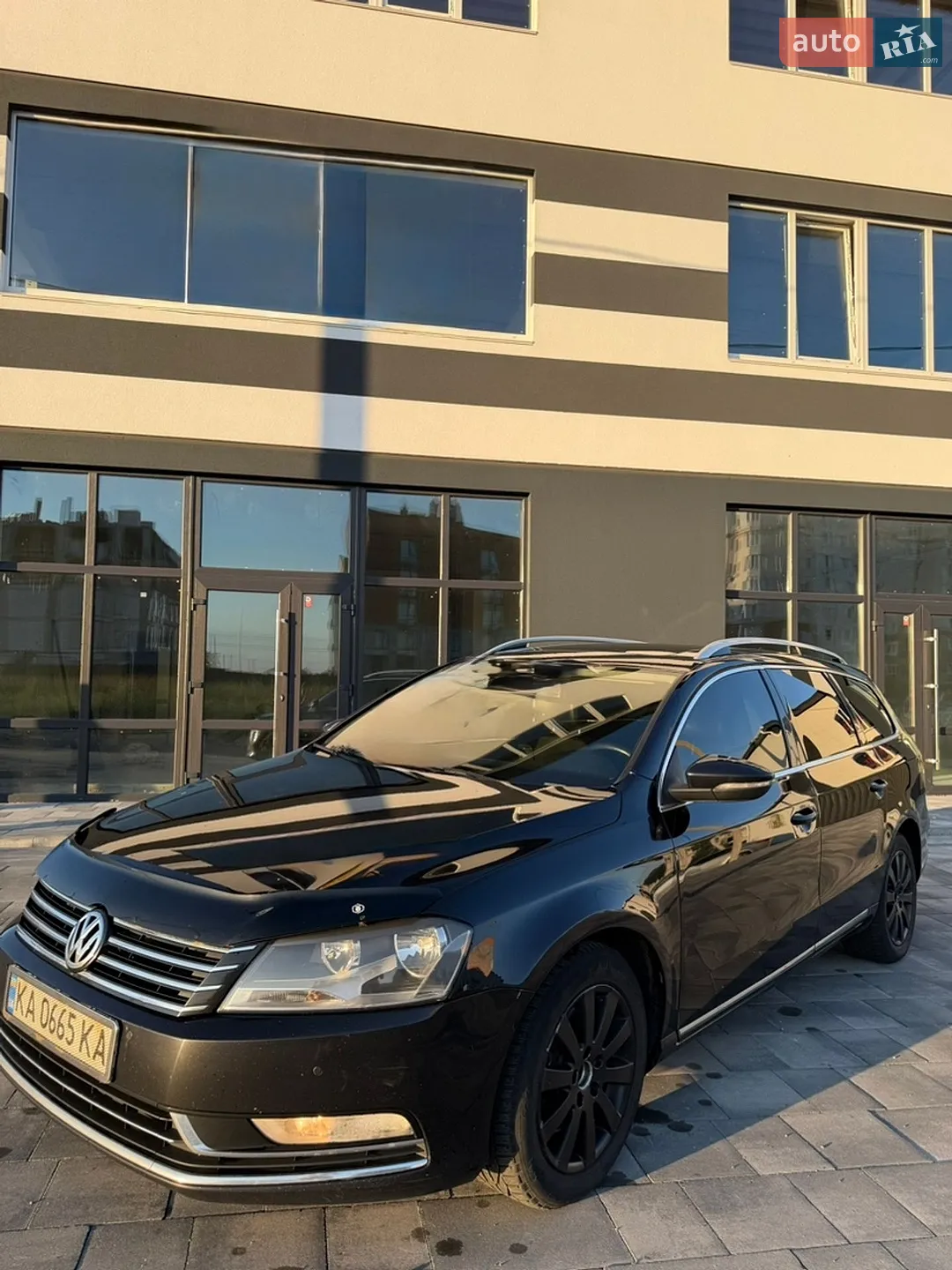 2011 Volkswagen Passat - мініатюра 2