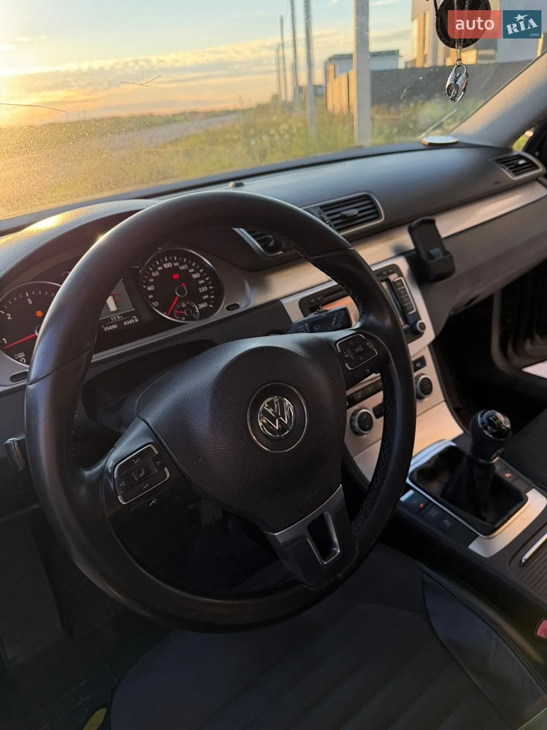 2011 Volkswagen Passat - мініатюра 16