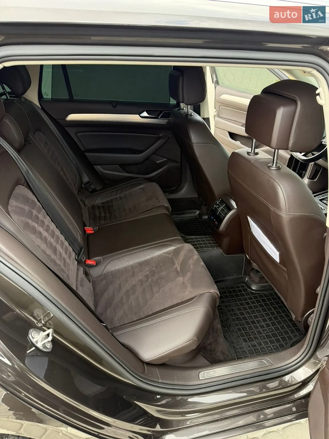2016 Volkswagen Passat - мініатюра 17