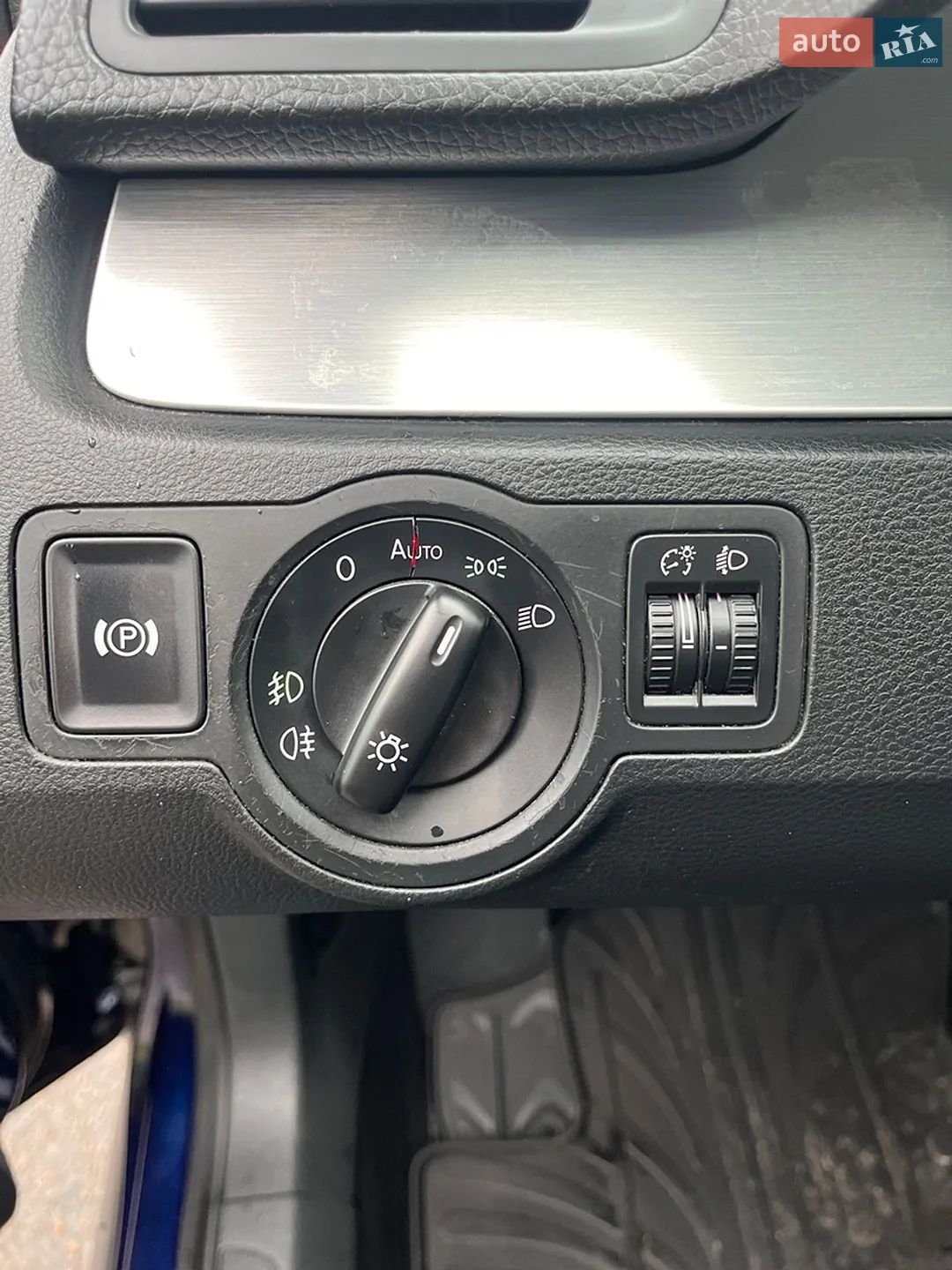 2010 Volkswagen Passat - мініатюра 20