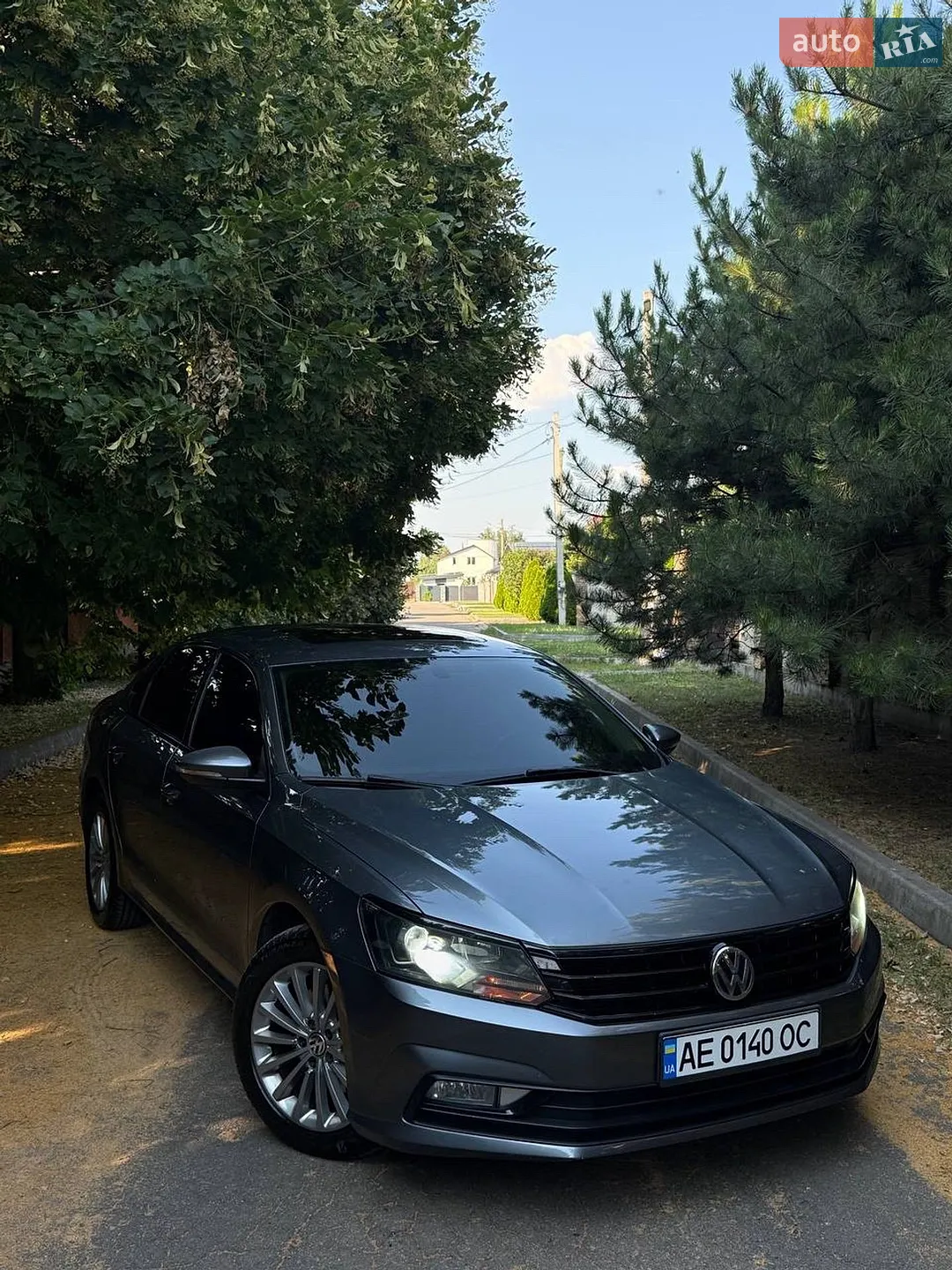 2016 Volkswagen Passat - мініатюра 2