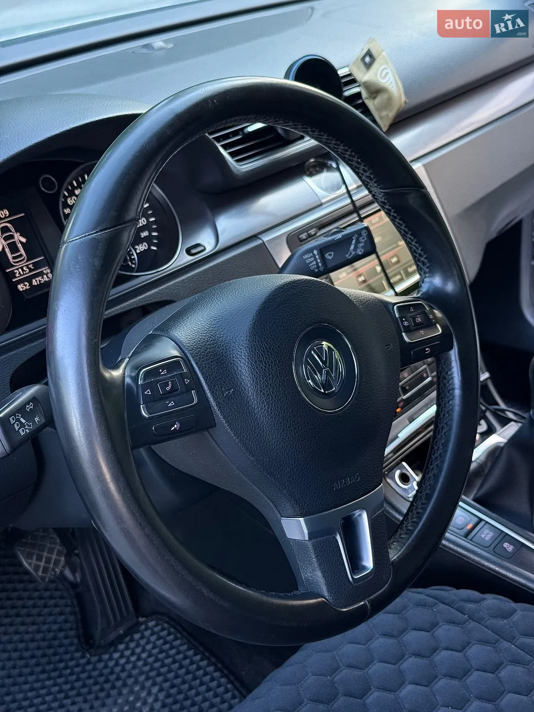2011 Volkswagen Passat - мініатюра 29