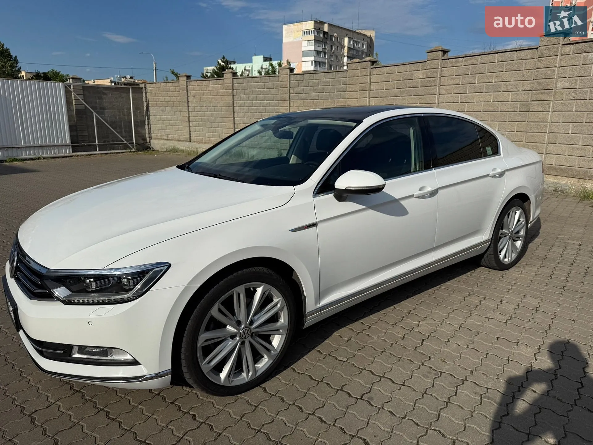 2018 Volkswagen Passat - фото 1