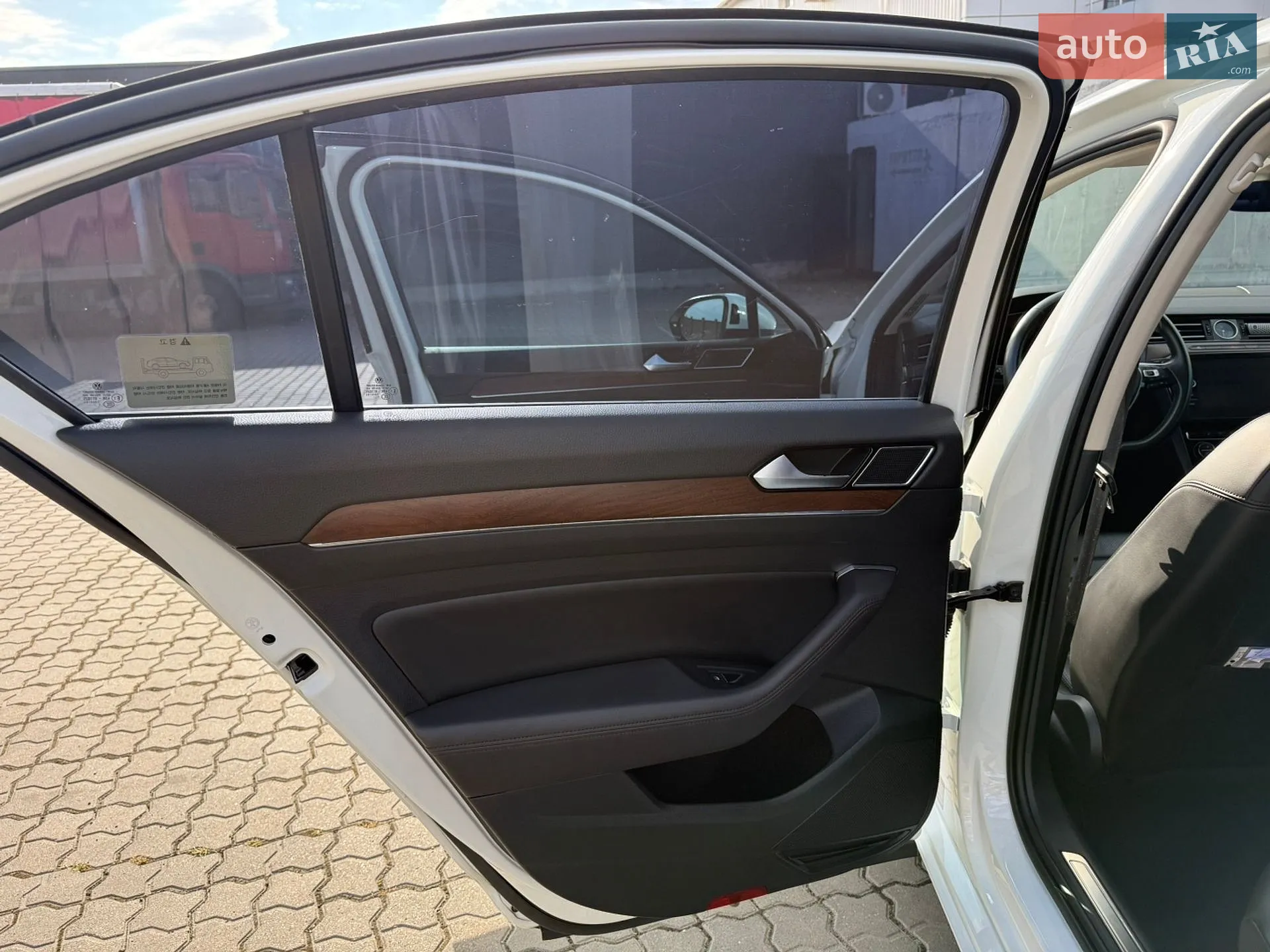 2018 Volkswagen Passat - мініатюра 27