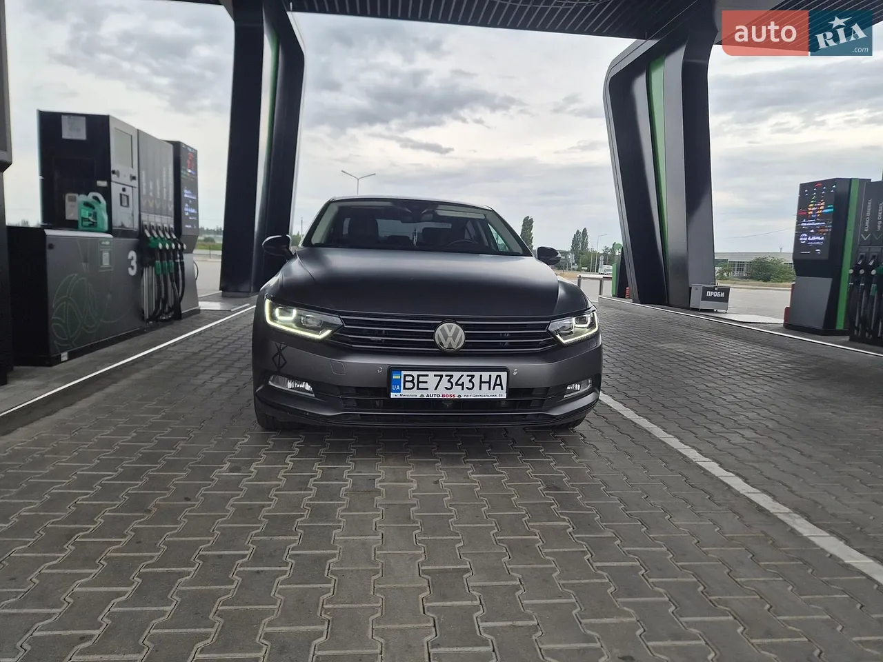 2016 Volkswagen Passat - мініатюра 10
